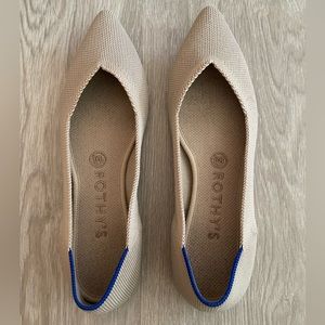 Rothy’s EUC women’s pointed toe flats size 8